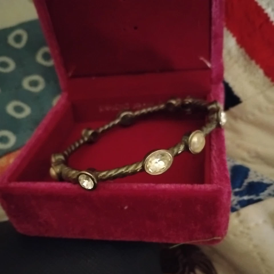 Brazalete Brighton MONTE CARLO Cristal Transparente-Blanco Imitación Perla OVAL Bisagras Foto 3 de 3