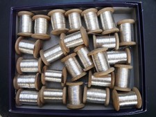 Ancienne bobine Fil métal souple Argenté passementerie écusson broderie lot de25