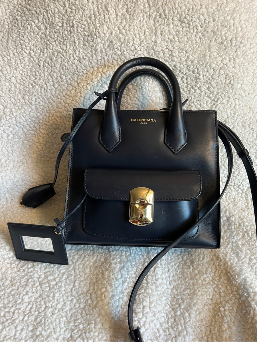 バッグ Balenciaga BB Accessory Poach Leather バッグ Balenciaga BB Accessory Poach Leather Balenciaga Black
