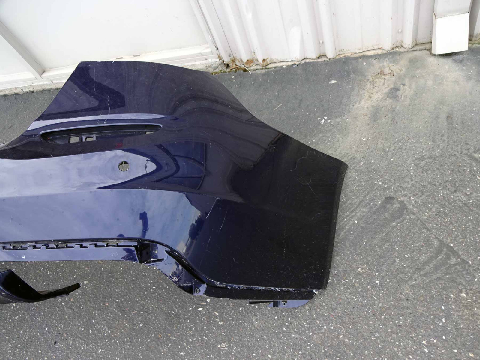 Maserati Quattroporte M156 Rear Bumper Cover Damaged Part# 673000021 670010263 A