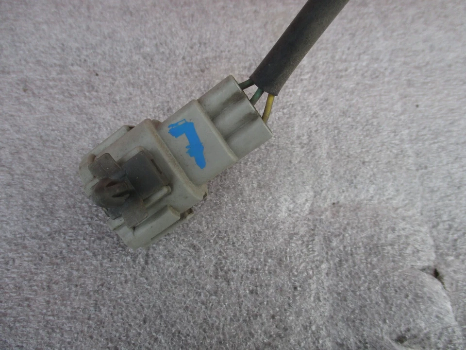 24167-ZQ09C ARNÉS DE CABLES DE ESTACIONAMIENTO DELANTERO INFINITI QX56 2004-2010 Foto 2 de 4