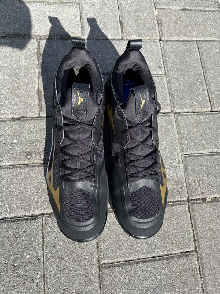 Mizuno Volleyball Shoes WAVE MOMENTUM 2 Gold x White Sz: 14M - Image 3 of 4