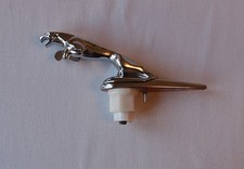 JAGUAR LEAPER LEAPING CAT BONNET MASCOT