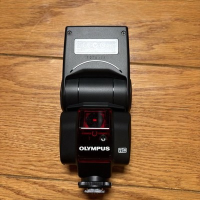 OLYMPUS MODEL FS-FL36R DIGITAL FLASH In Perfect Working Condition With Case