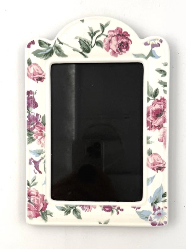 Shabby Chic Floral  Porcelain Picture Frame 4x6 Pink Roses Scalloped Arch - Image 3 of 4