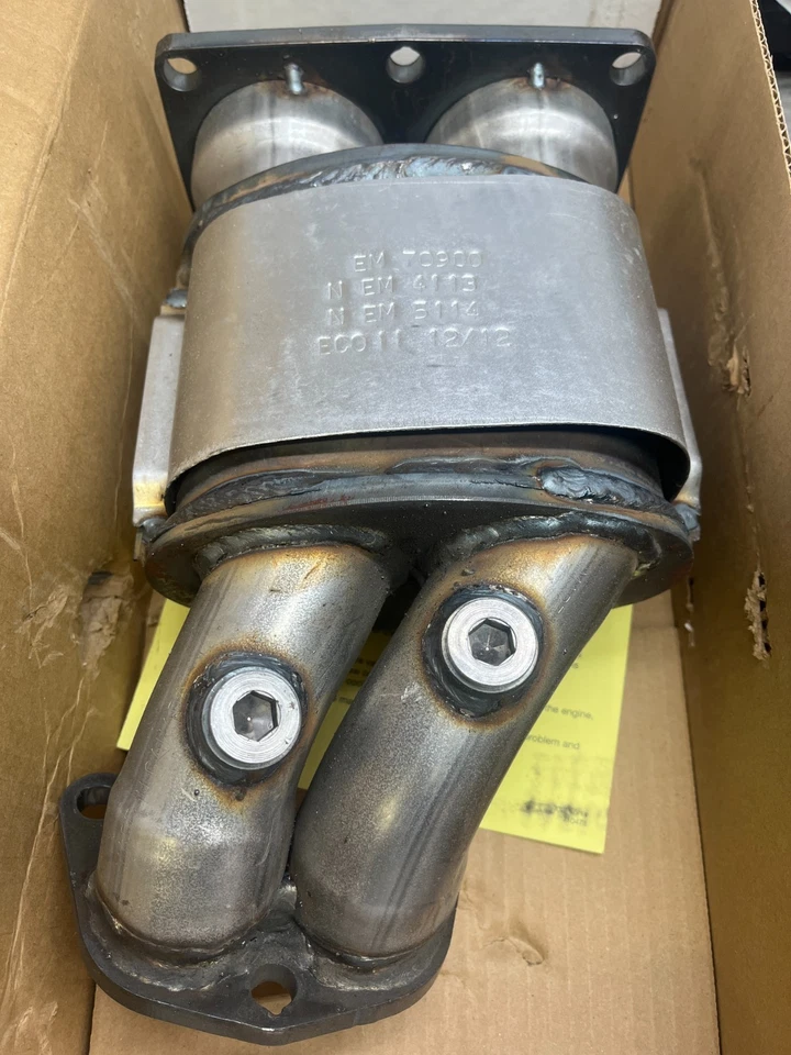 Convertidor catalítico-EPA Walker 16332 se adapta a 00-02 Nissan Sentra 1,8 L-L4 Foto 2 de 3