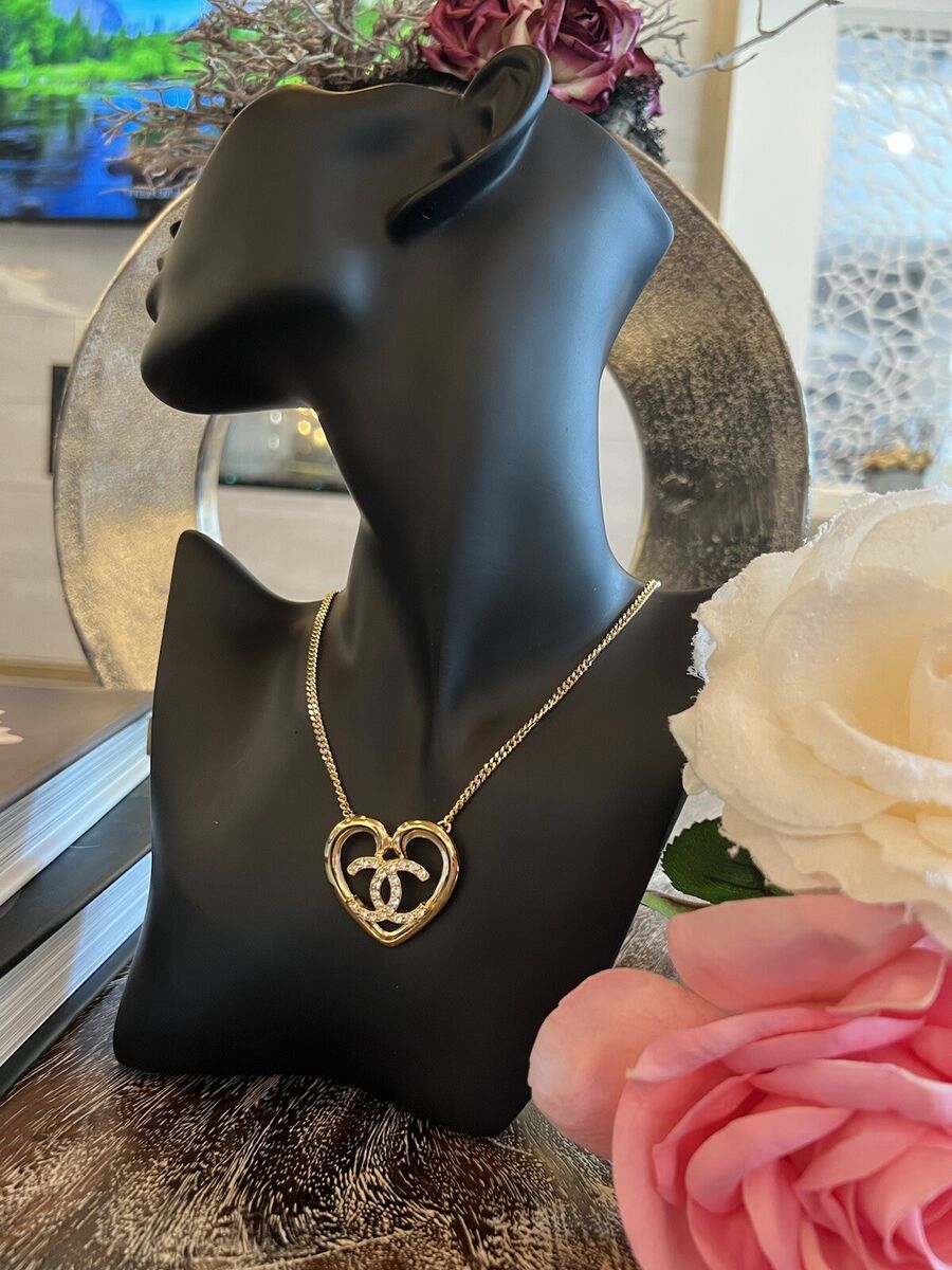 Chanel 23C Heart Gold Necklace with Crystals | eBay Chanel 23C Heart Gold Necklace with Crystals | eBay