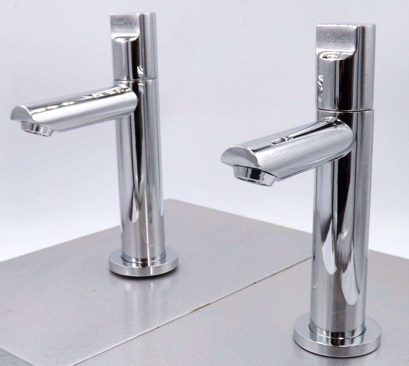 Iflo Chrome Spa Sink Taps 659501 (Pair) - FREE POSTAGE & VAT INC