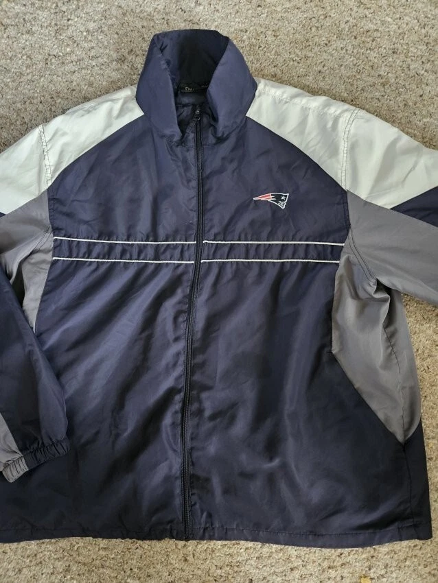 Sports illustrated best sale windbreaker