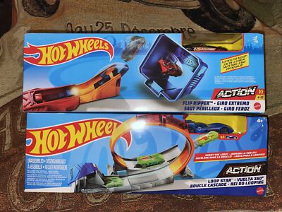 Lot of 2 HOT WHEELS Action Accessories Flip Ripper & Loop Star w/ Cars NEW
