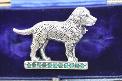 HUND SILBER VINTAGE STIL BROSCHE GRÜN SMARAGD RUBIN AUGE