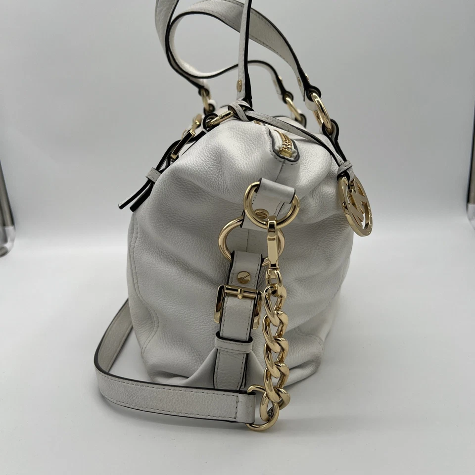 MICHAEL KORS~CREAM BEDFORD CONVERTIBLE~PEBBLE LEATHER BAG/SATCHEL~W/STRAP- PURSE - Image 3 of 4