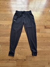 NWOT Under Armour Women s Super Light HeatGear Tech Pants Black XS Joggers