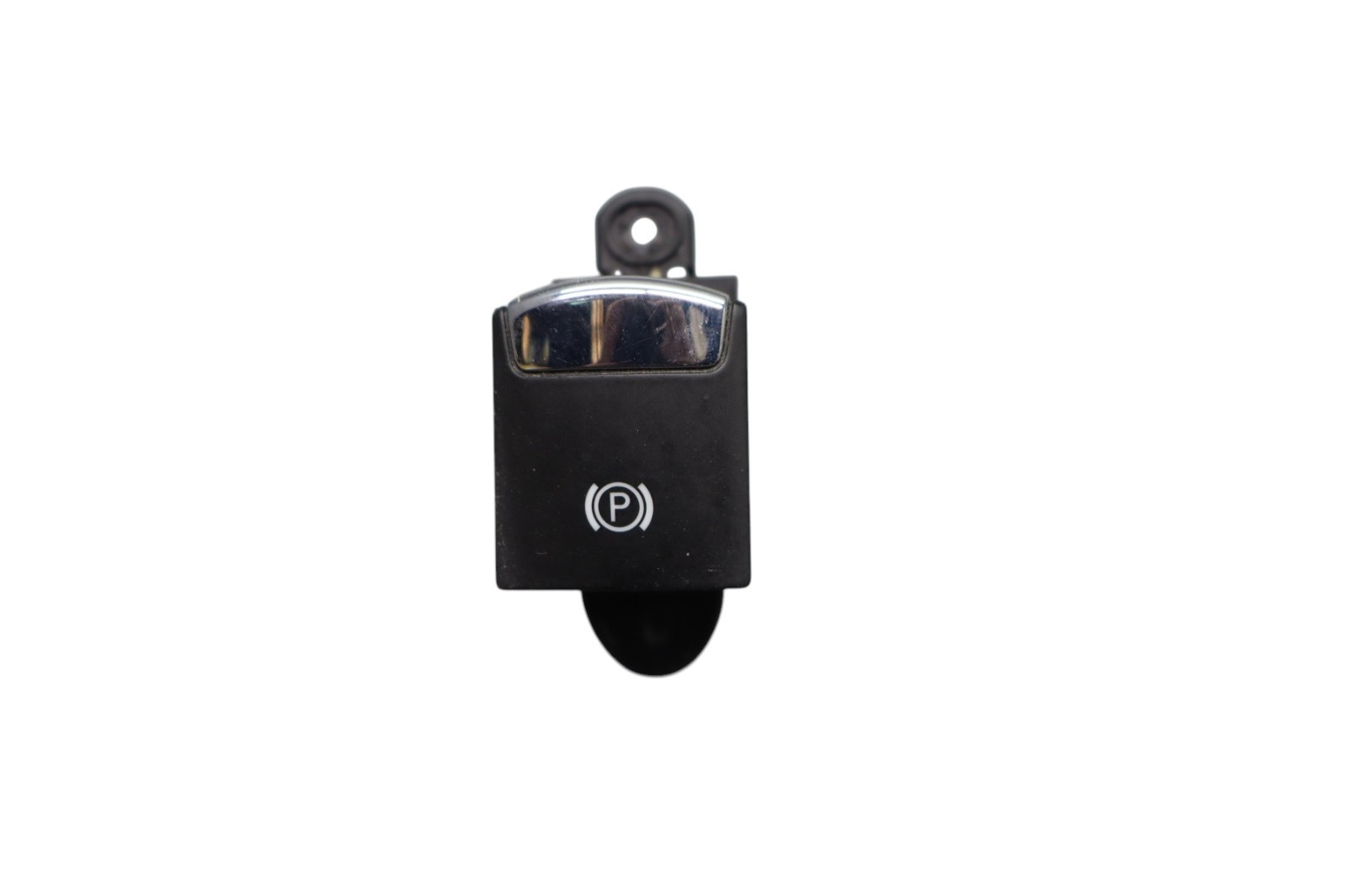 14-17 Maserati Quattroporte Electronic Parking Button Switch 6700150060 OEM