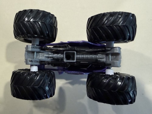 2022 Mattel Hot Wheels Monster Truck Jurassic Attack Triceratops Dinosaurier lila - Bild 10 von 15