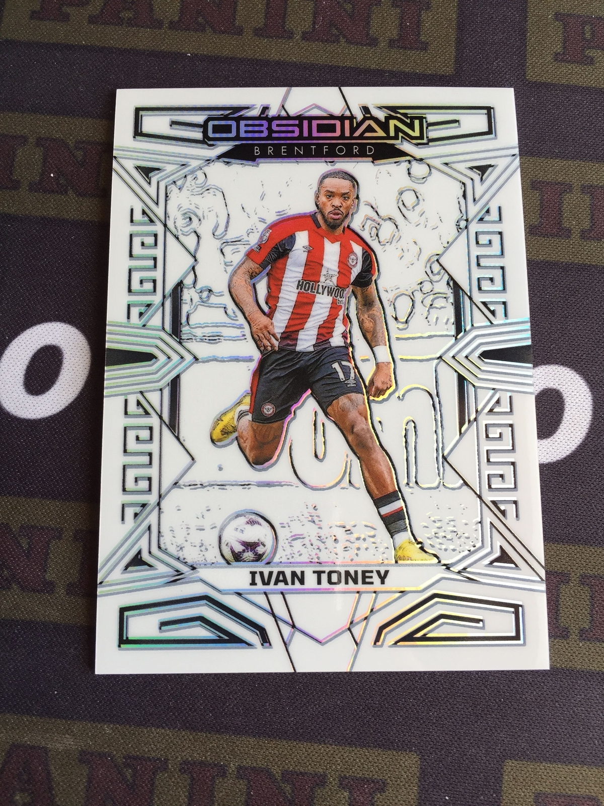 Ivan Toney 2023 Obsidian #20 Electric Etch Green /5 Price Guide