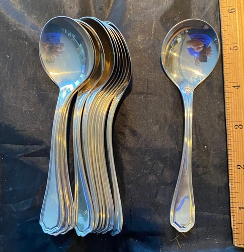 HEPPLEWHITE BY REED AND BARTON STERLING SILVER FLATWARE 4,8 OR 12 BOULLION SOUPS