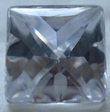 1 Cubic Zirkonia Quadrat 9 x 9 mm Square Bufftop-Schliff synthetischer Edelstein