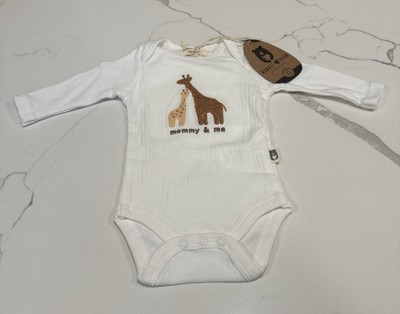 NWT Rabbit +Bear Organic 0-3 Mons  Infant Bodysuit  One-piece Mommy & Me Giraffe
