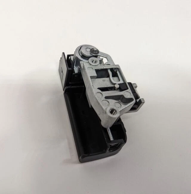 2002-2006 Acura RSX - замок перчаточный ящик (77540-S6A-G01ZC) - Изображение 2 из 4