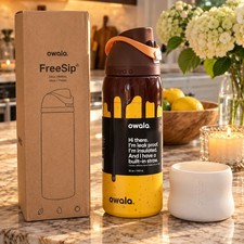 Owala Gimme S more 32 oz FreeSip Water Bottle Color Drop w/ Marshmallow Boot