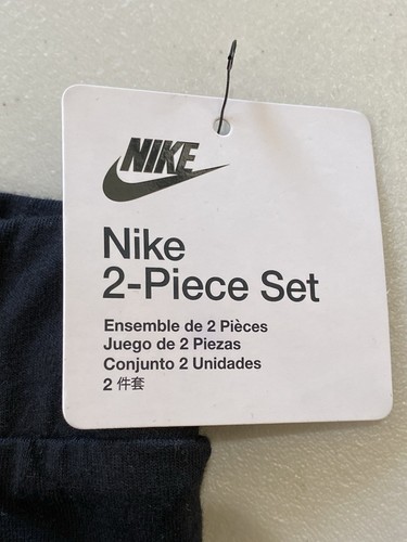 NEW Nike Girls Size 6X Swoosh Flared Leggings - Black - Picture 7 of 8