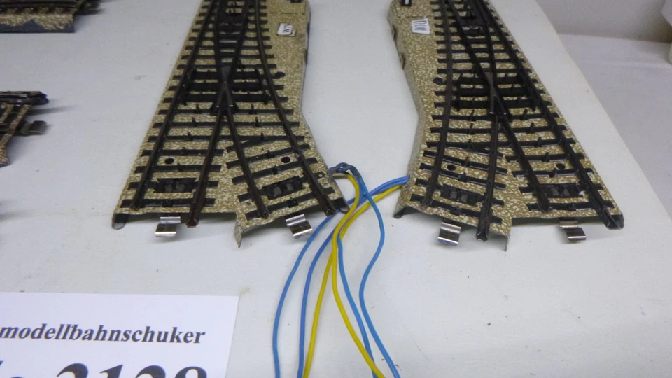 Märklin H0 Bundle 6 Pieces, M Track, Points, Remnants of Colour, Good Condition -#2128 - Image 2 of 4