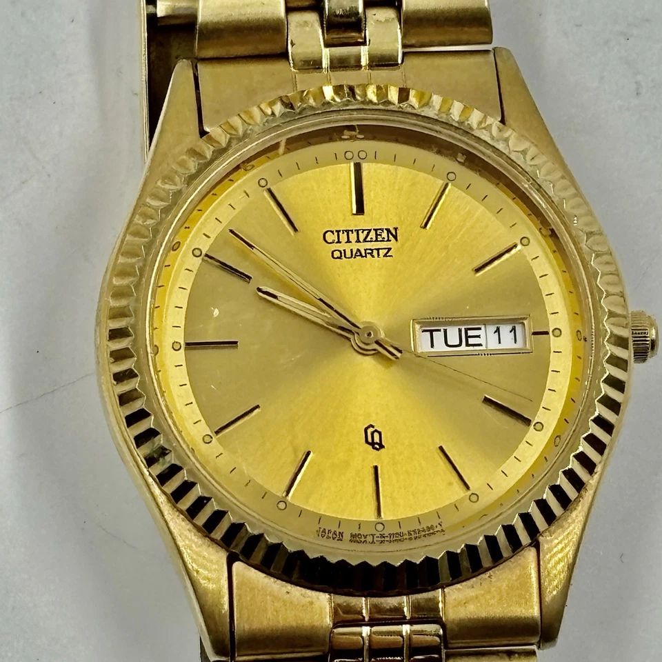 Citizen Quartz Gold Tone Day Date男士腕表不锈钢背面日本机芯 — 第 3/4 张图片