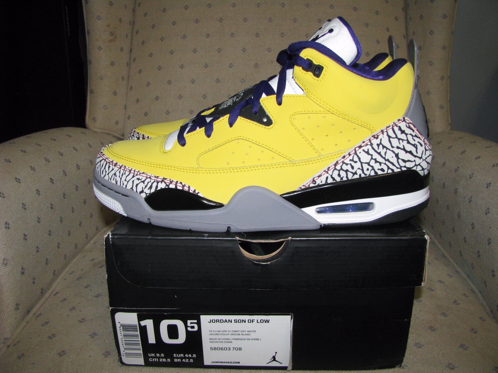 jordan son of mars grey blue yellow