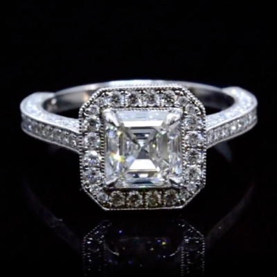 2 TCW Asscher Moissanit 3-reihiger Pflasterstein Halo Verlobungsring 14K Weißgold PLiert