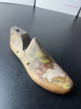 VTG Wooden Cobbler's Shoe Maker's Form Hand Painted Pig Strawberries Primative