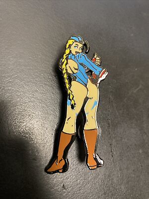 SDCC 2023 Exclusive STREET FIGHTER ALPHA 3 * CAMMY Winning Pose ENAMEL PIN  Udon 