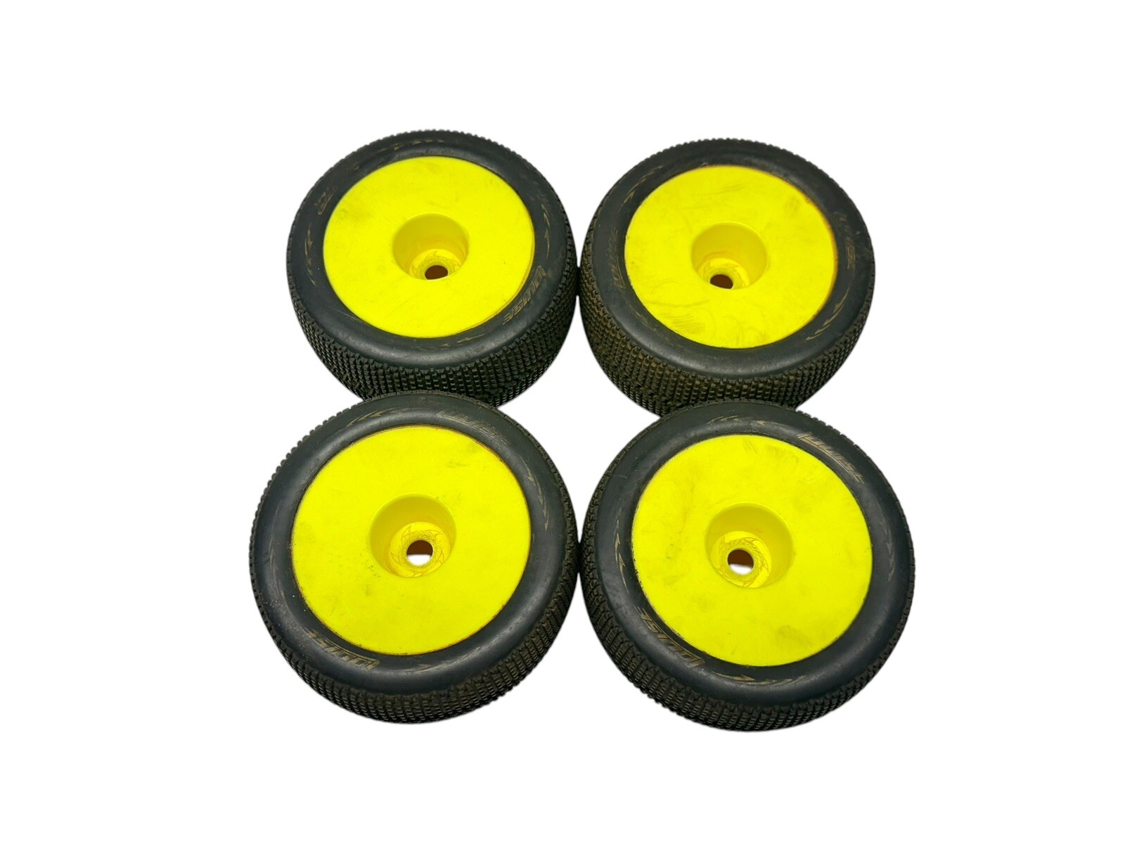 Louise 1/8 Scale Truggy Tires W 17MM Hex Yellow Wheels Set Of 4 Rc Part #14229