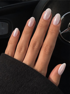Künstliche Fingernägel 24 Stück Perlmutt Weiß Press-on Nails Schimmer