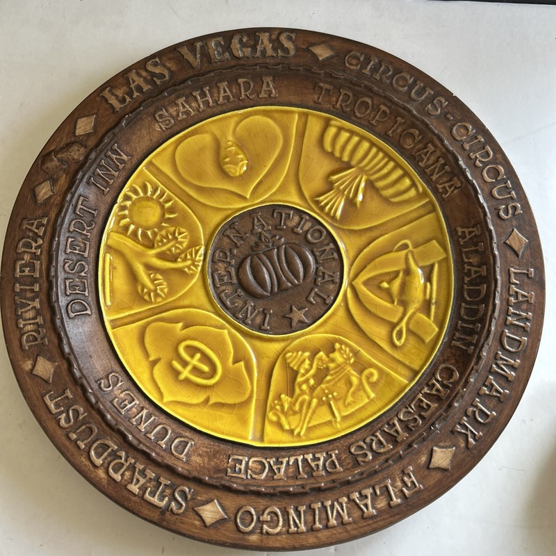 Vintage Las Vegas 1960’s-70’s Treasure Craft Souvenir Plate