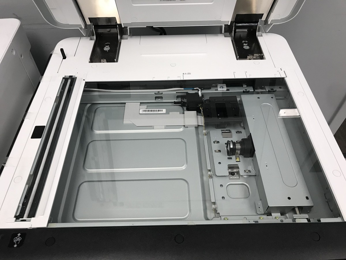 HP Color LaserJet Managed Flow MFP E87650 Printer w/ Toner
