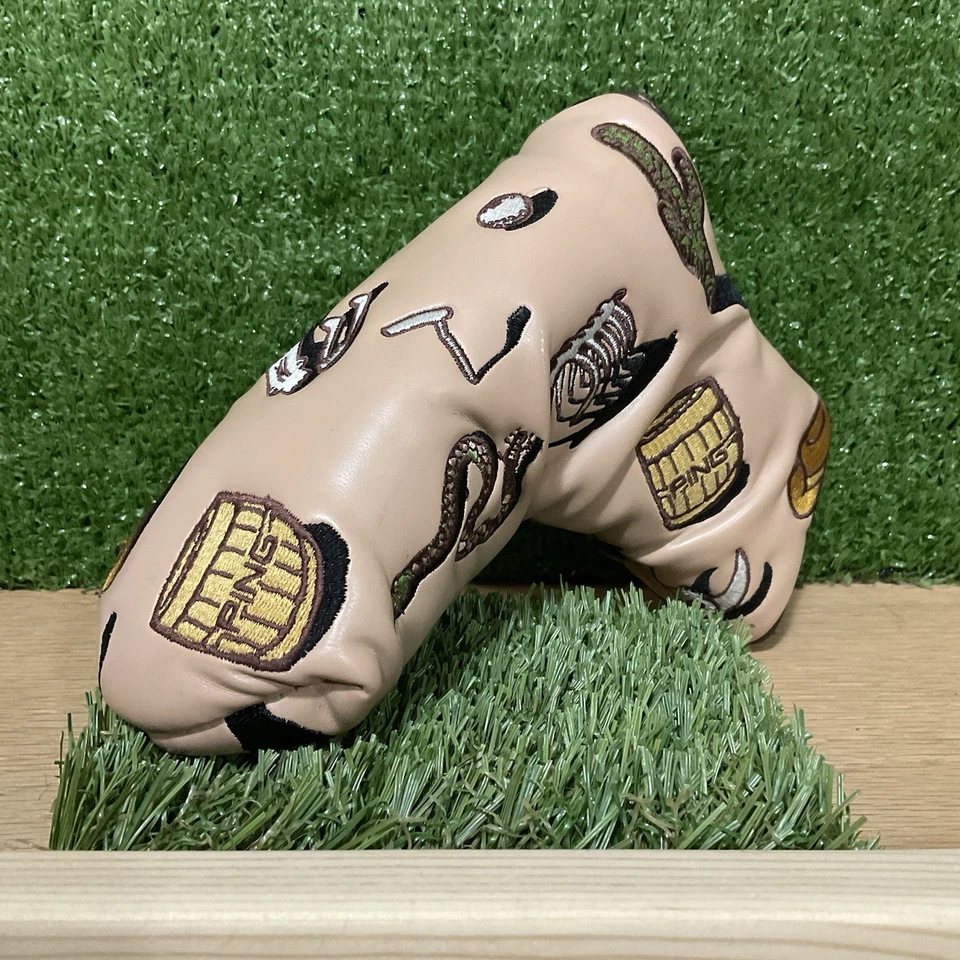 Cubierta de cabeza Ping Edición Limitada REGLA DEL DESIERTO Hoja Putter ¡NUEVA en plástico! Foto 2 de 3