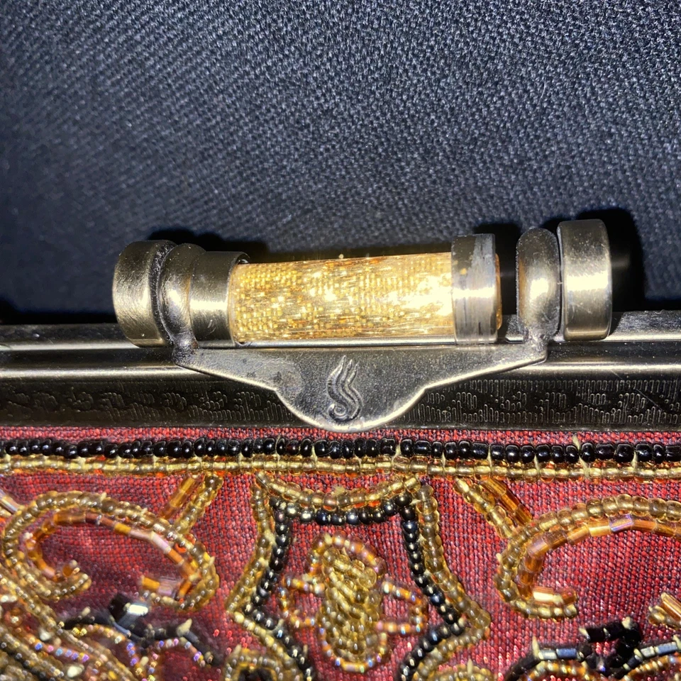 Vintage Red Beaded Handbag - Image 4 of 4