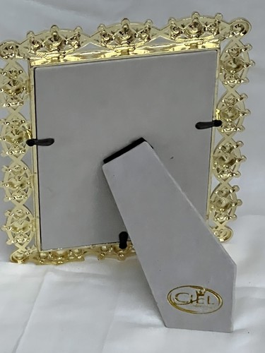 Ciel Collectables Monika Picture Frame. Hand Set Swarovski Crystals Gold Plating - Picture 6 of 9