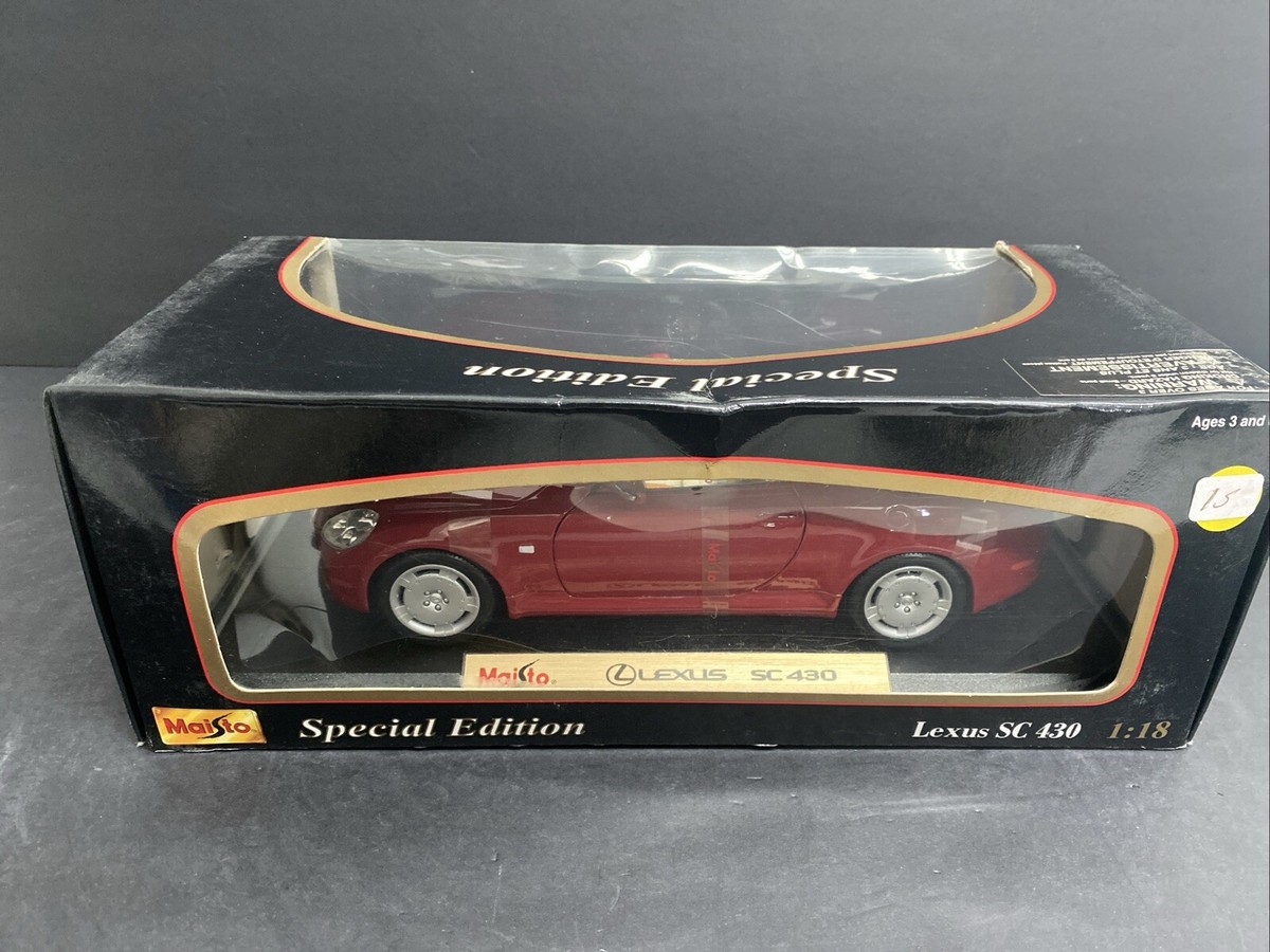 Maisto Lexus SC 430 Red Convertible Die-Cast Car 1:18 Scale