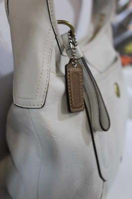 バッグ COACH Legacy Soho Satchel Bag White y2k COACH Legacy Soho Satchel Bag White y2k Coach Vintage White/brown