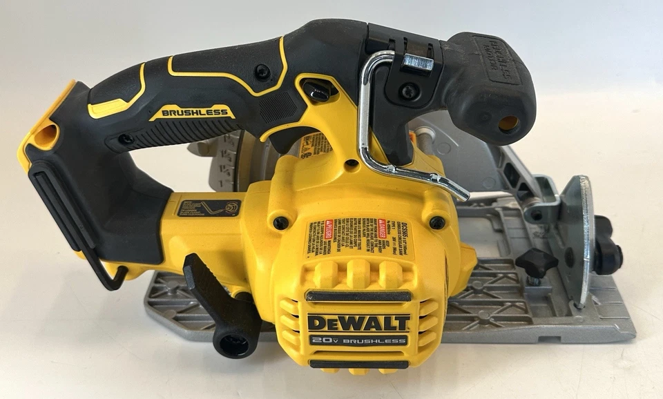 DeWalt 20V Max 6 1/2 in Sidewinder Circular Saw Brushless Tool Only DCS565B - Image 4 of 4