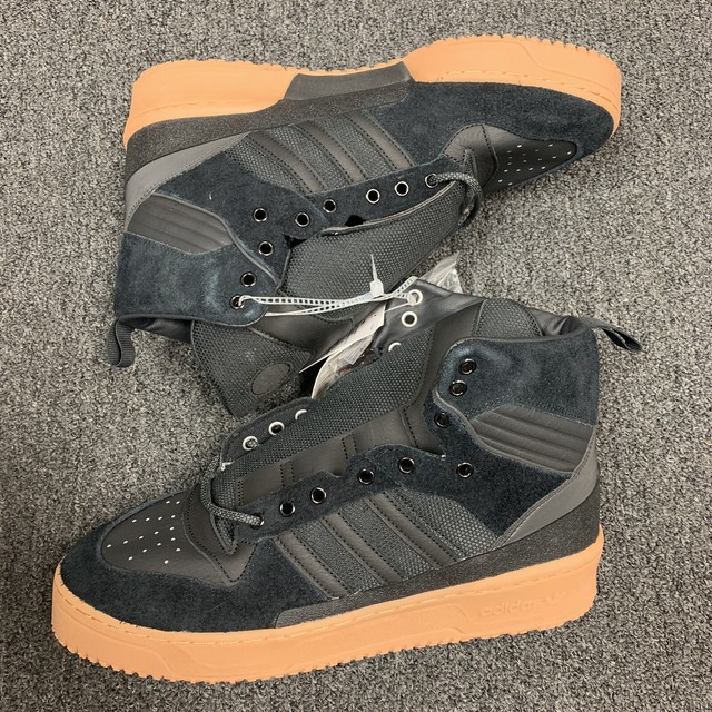 adidas rivalry tr black