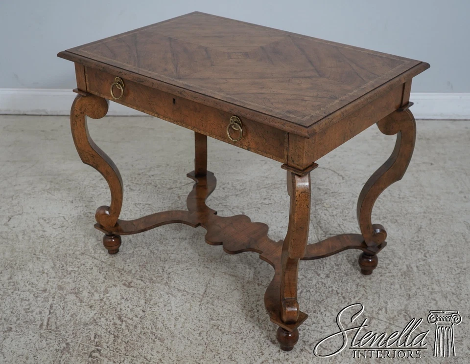 61633EC: BAKER Tocador Estilo Continental Nogal Foto 2 de 4