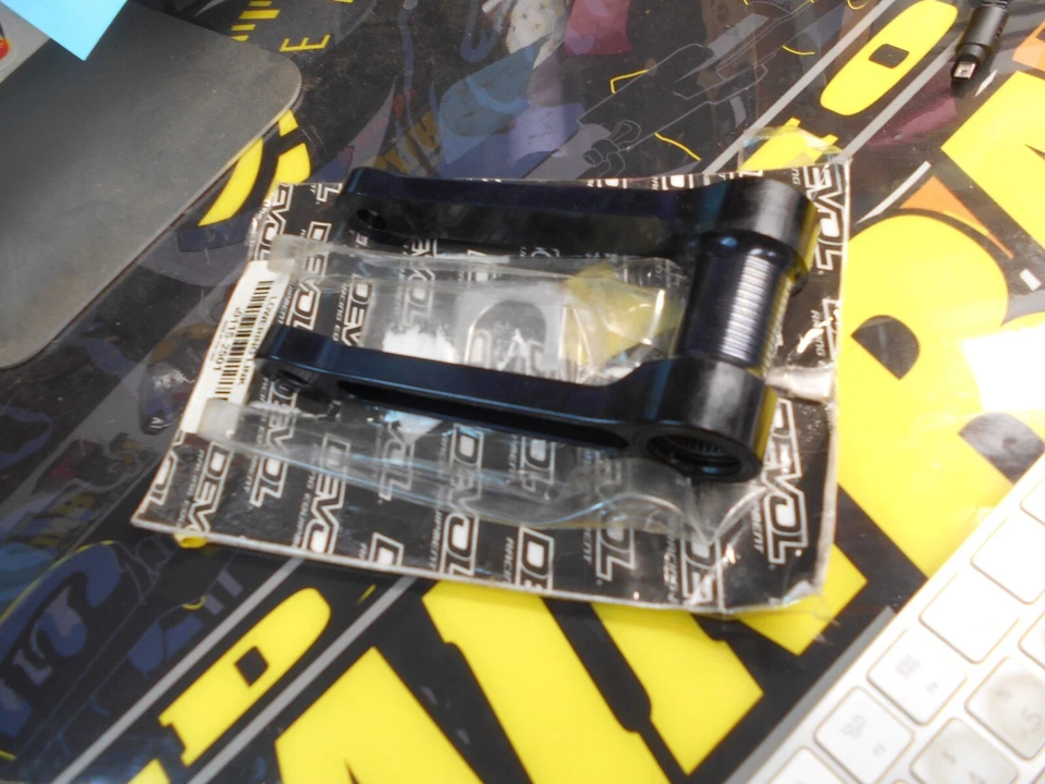 Devol - 0115-2501 - Eslabón de descenso de suspensión, 1,25 pulgadas Foto 3 de 3