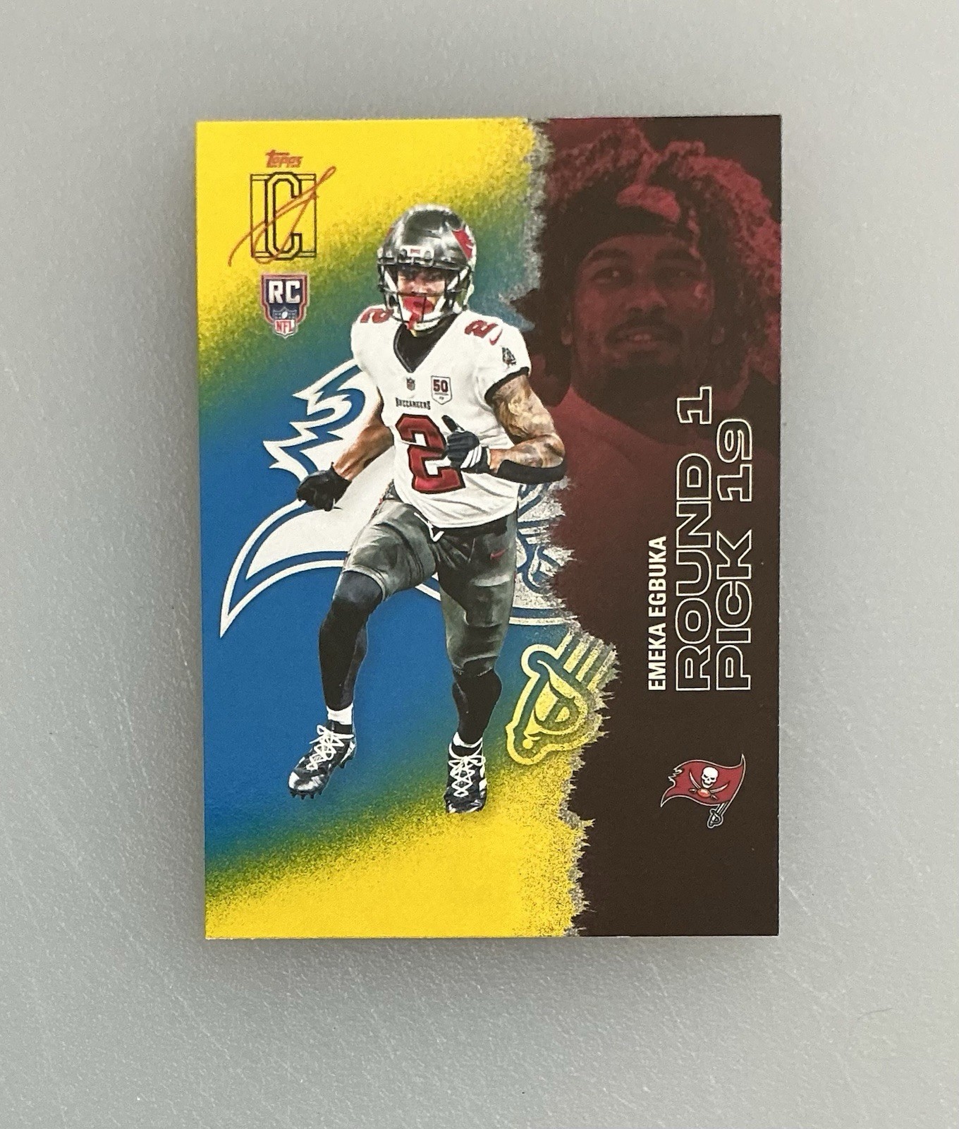 2025 Topps Signature Class #105 Emeka Egbuka Blue & Yellow