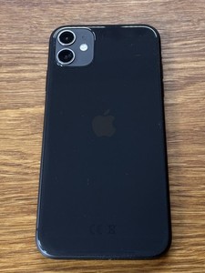 Apple iPhone 11 A2221 - 128GB - Schwarz (Ohne Simlock)