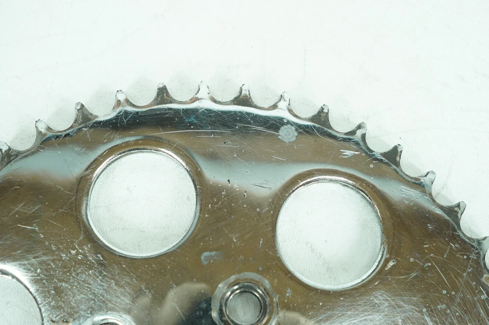 Harley Sportster XLH 1000 1984 OEM piñón de polea de conductor trasero 48T 41470-82 Foto 3 de 4