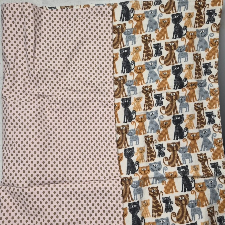 De Colección Suave Sonriente Gatito Hecho a Mano Bebé Manta Cuna Edredón Gatitos Rosa Polka Foto 3 de 4