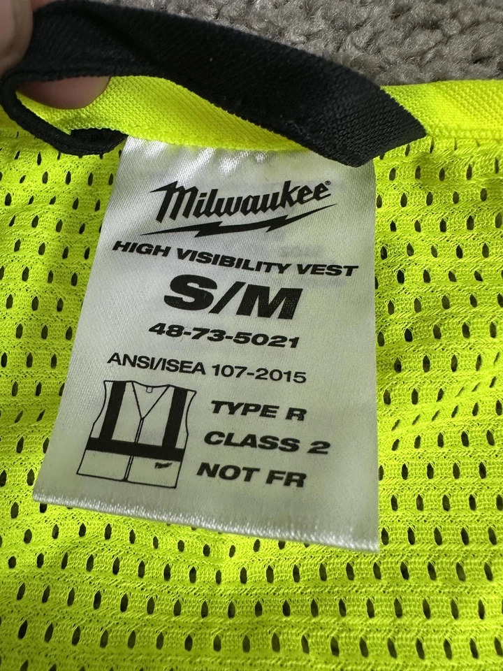 Milwaukee Safety Vest Mens Small Medium Hi-Vis Type R Class 2 48-73-5021 - Image 4 of 4